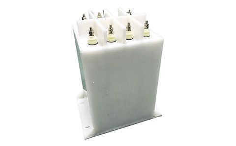 什么情況會(huì)引起補(bǔ)償電容器發(fā)生過電流？